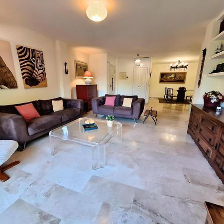 Gorgeous 2Br Apt. W/ Mountain View Puerto Banus Marbella Bagian luar foto